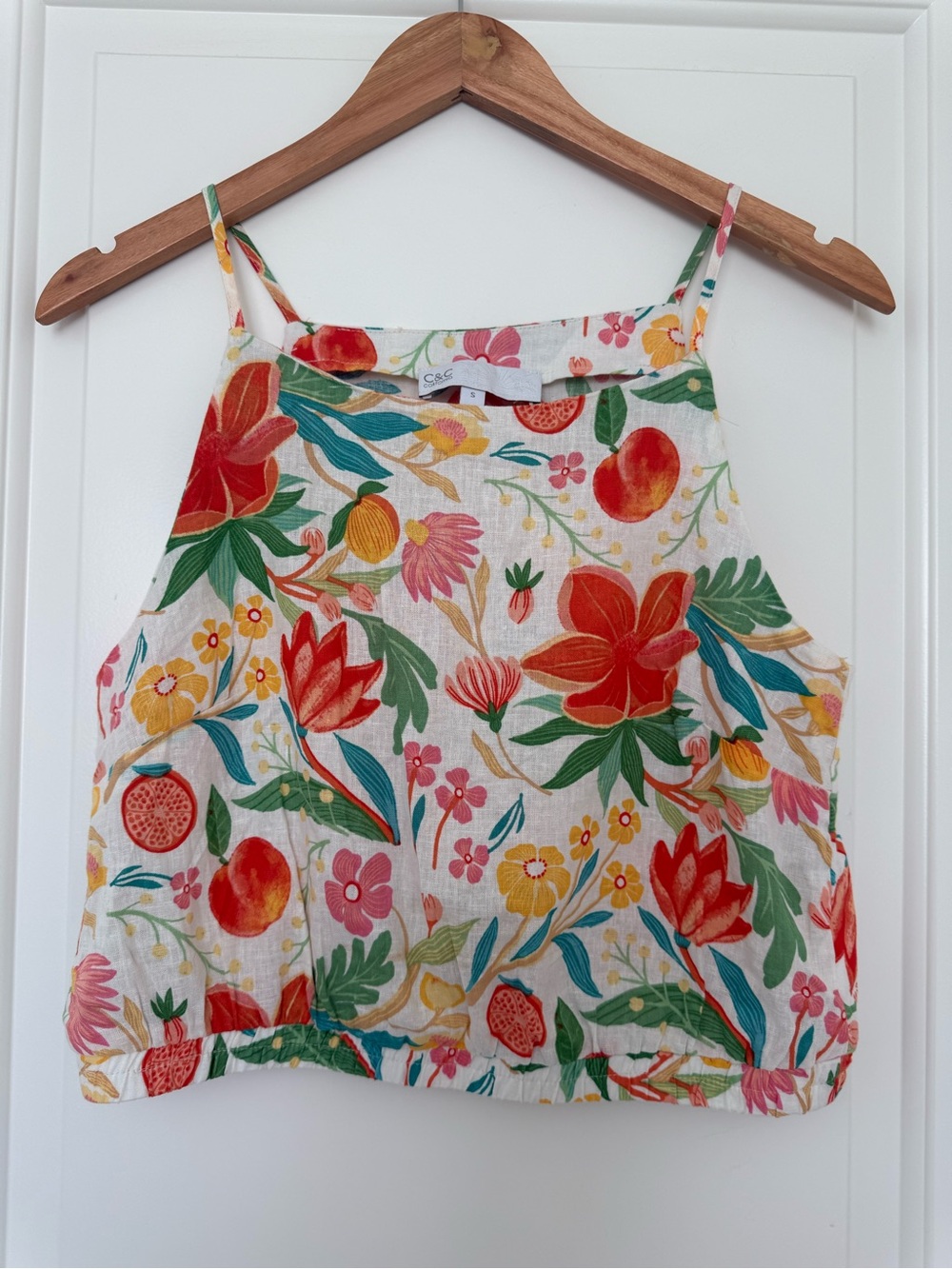 C&C California Linen Floral Fruit Crop Cami Top S Multicolor Tropical Summer